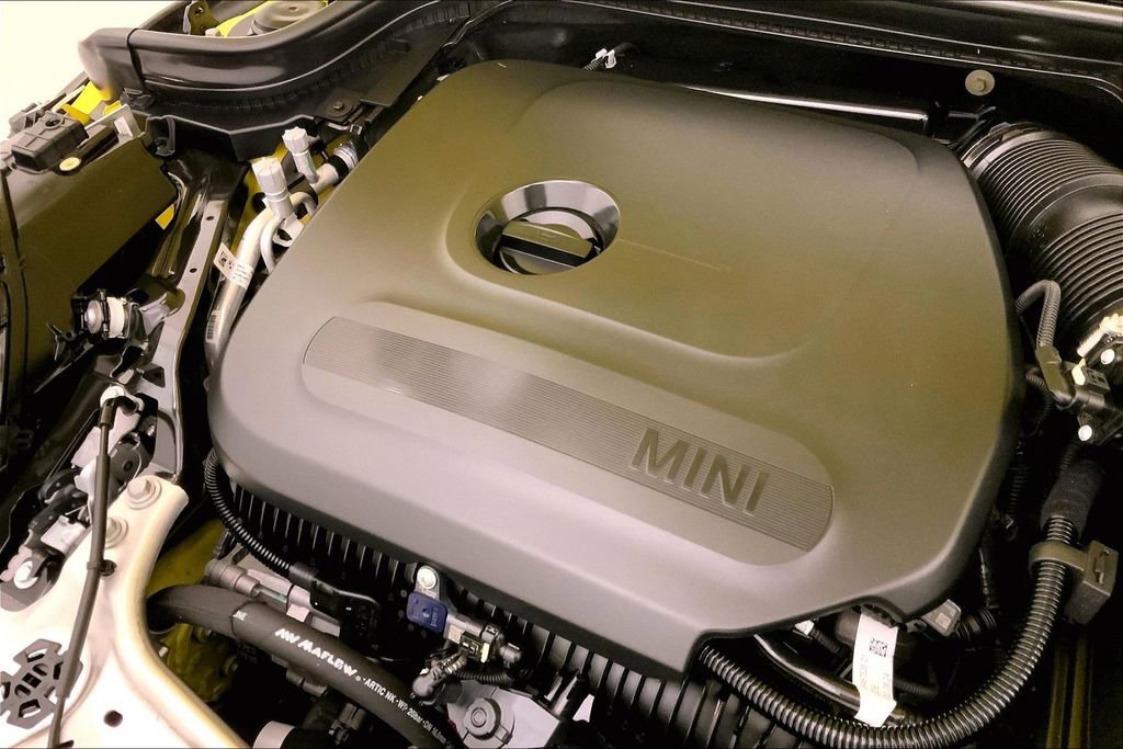 Certified 2025 MINI Cooper S image 31