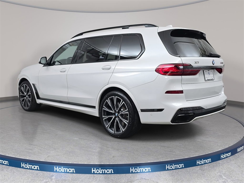 Used 2021 BMW X7 M50i w/ Executive Package image 8