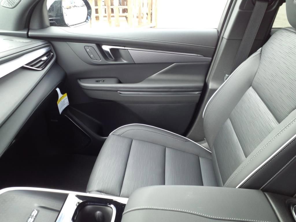 New 2025 Buick Enclave Sport Touring w/ Power Package image 16