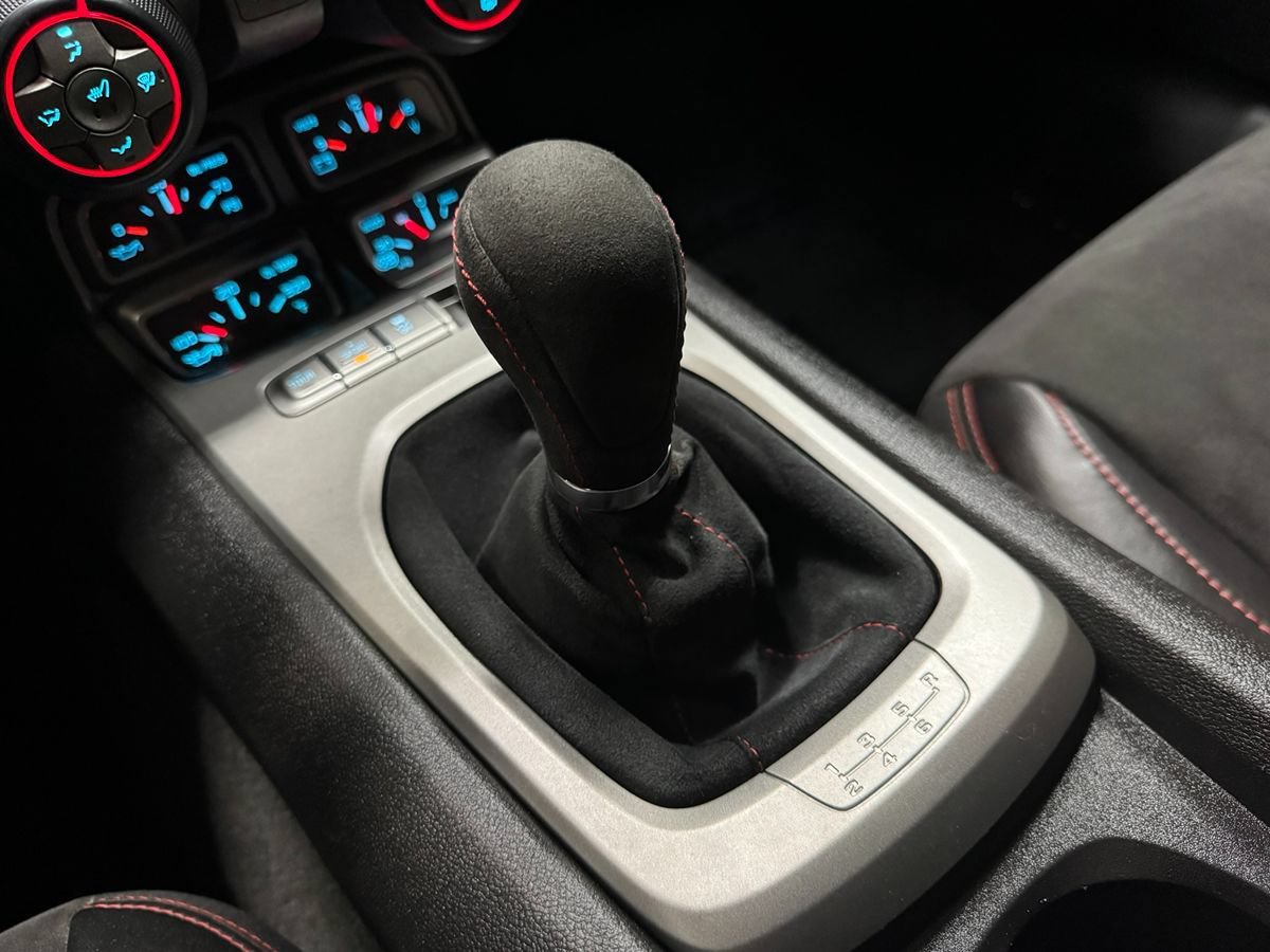 Used 2014 Chevrolet Camaro ZL1 RWD image 33