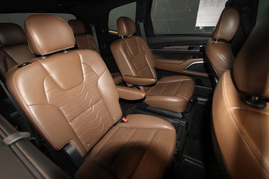 Used 2020 Kia Telluride SX w/ SX Prestige Package AWD/4WD image 26