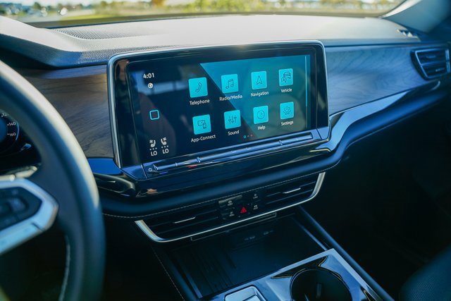 New 2026 Volkswagen Atlas SE image 14