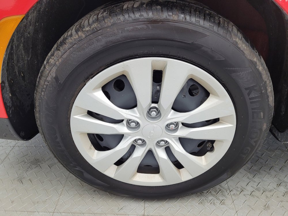 Used 2025 Kia Soul LX image 31