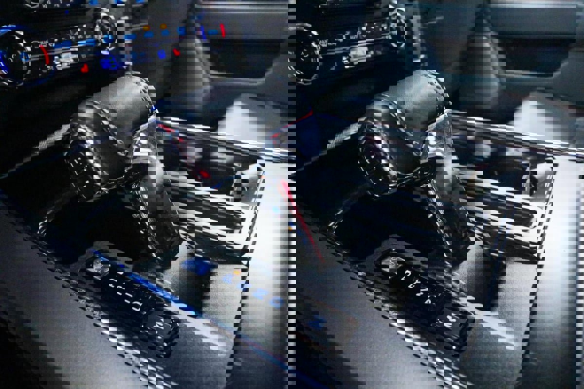 Used 2023 Ford F150 Lariat w/ Trailer Tow Package image 22