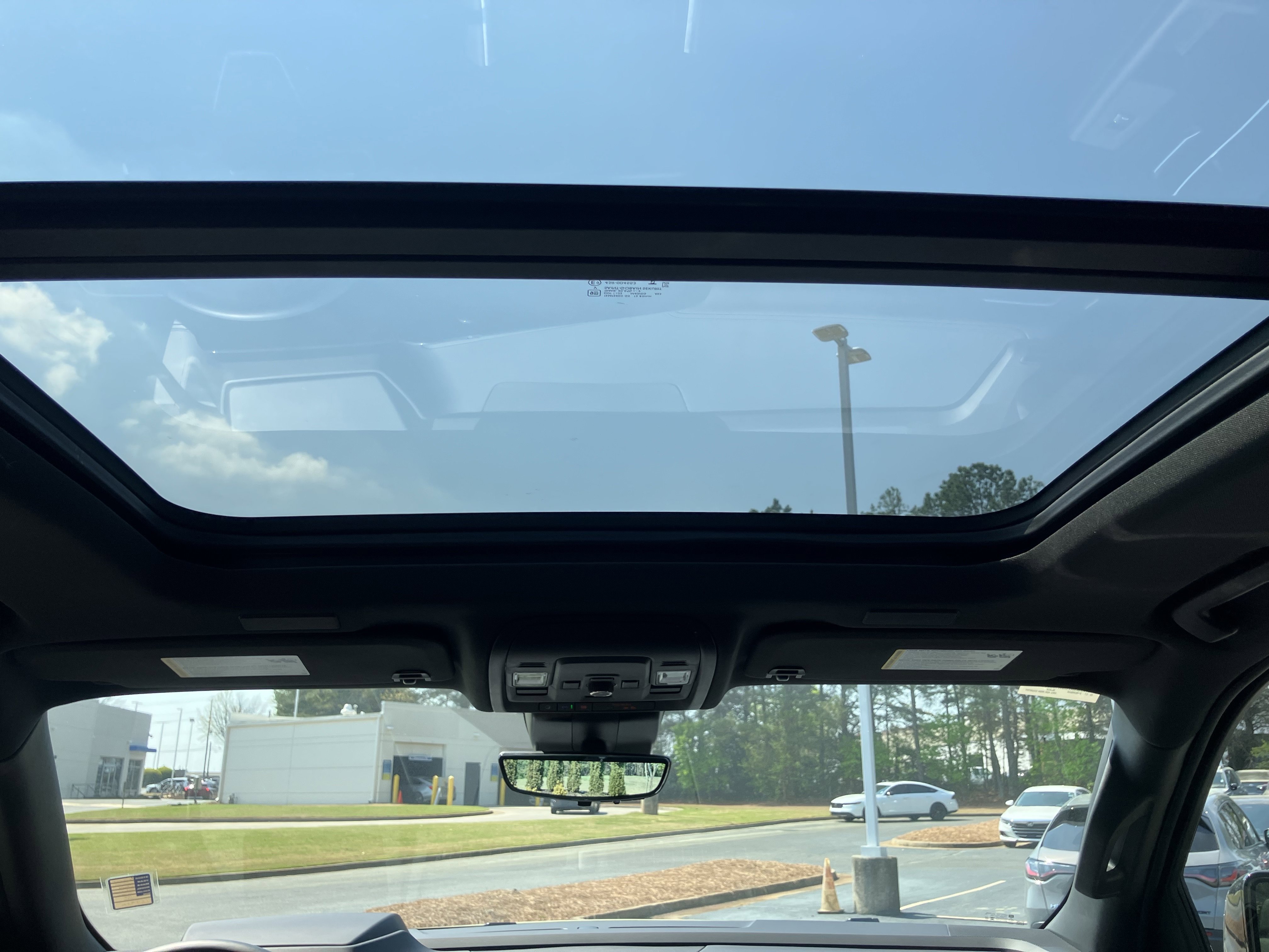 Used 2025 Chevrolet Suburban High Country w/ Sun And Tow Package image 34