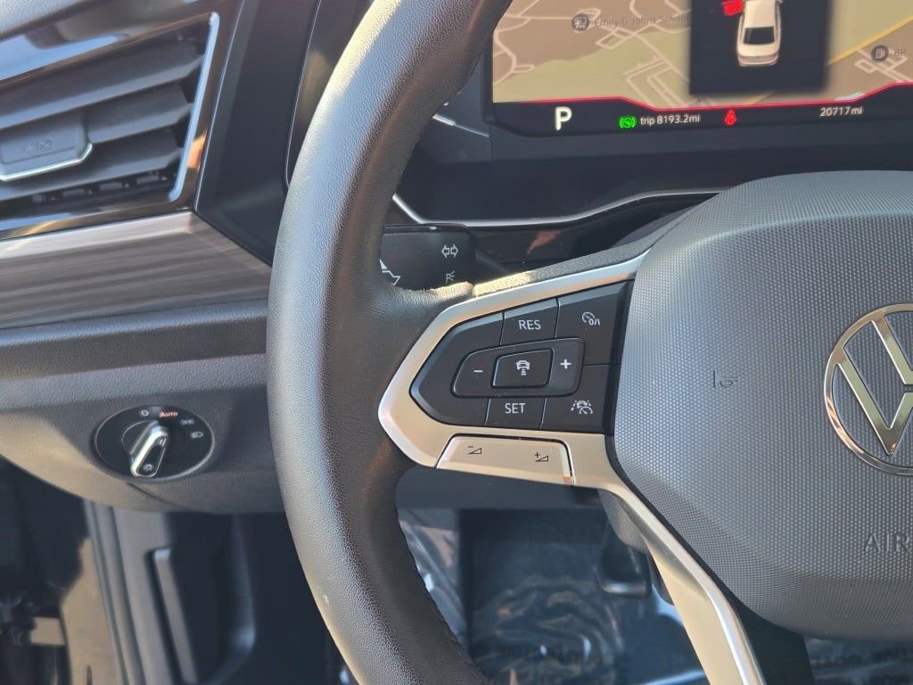 Used 2024 Volkswagen Jetta SEL image 27