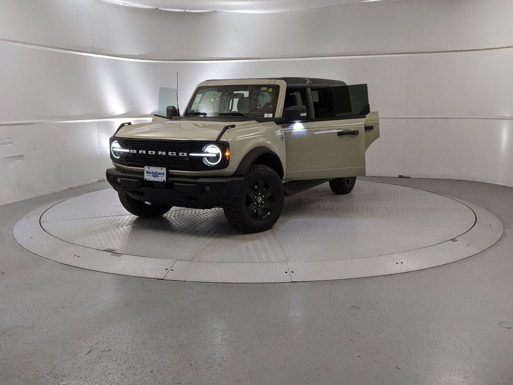 New 2025 Ford Bronco Outer Banks image 12