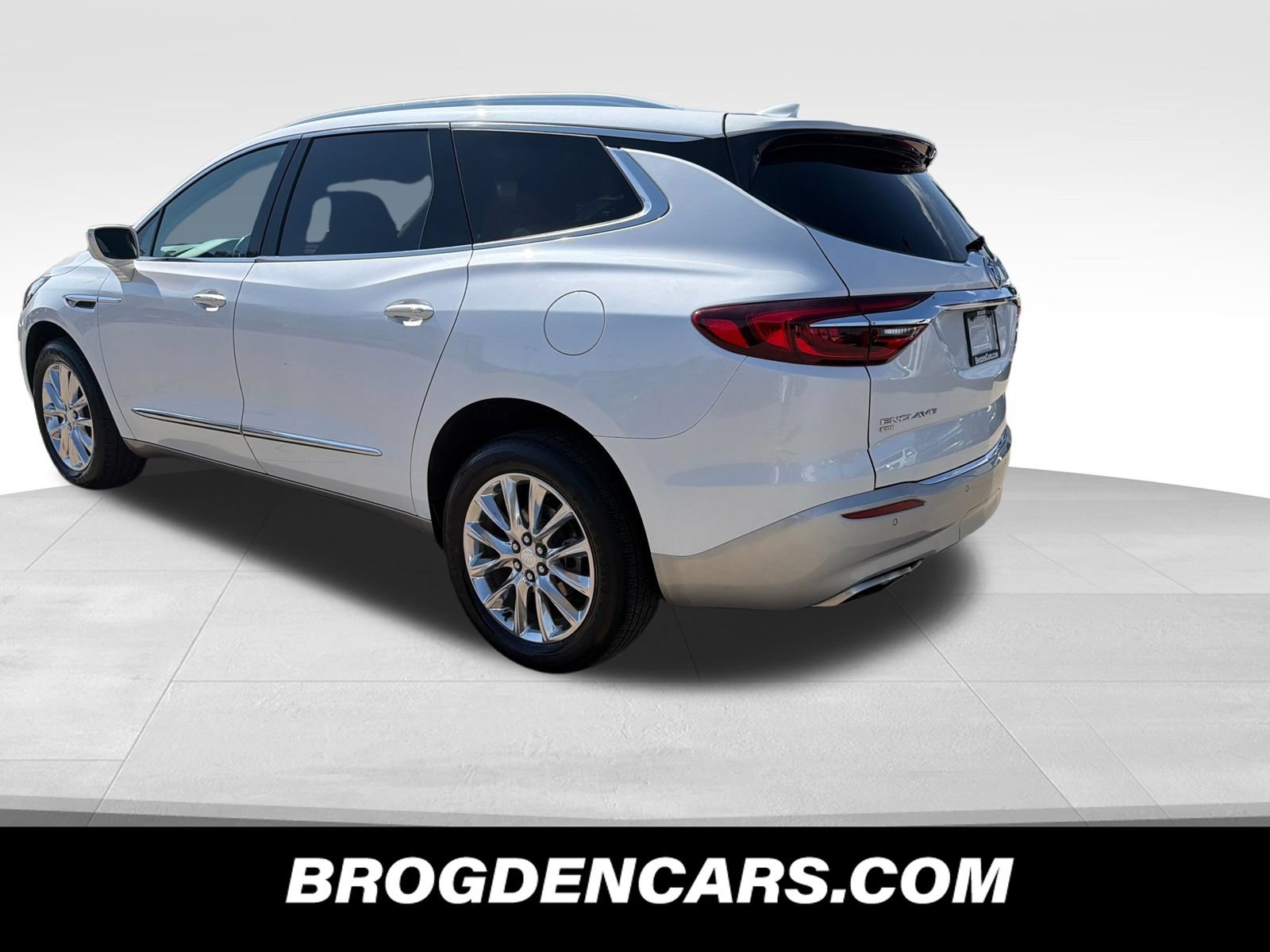 Used 2020 Buick Enclave Premium w/ Trailering Package, 5000 lbs. AWD/4WD image 6