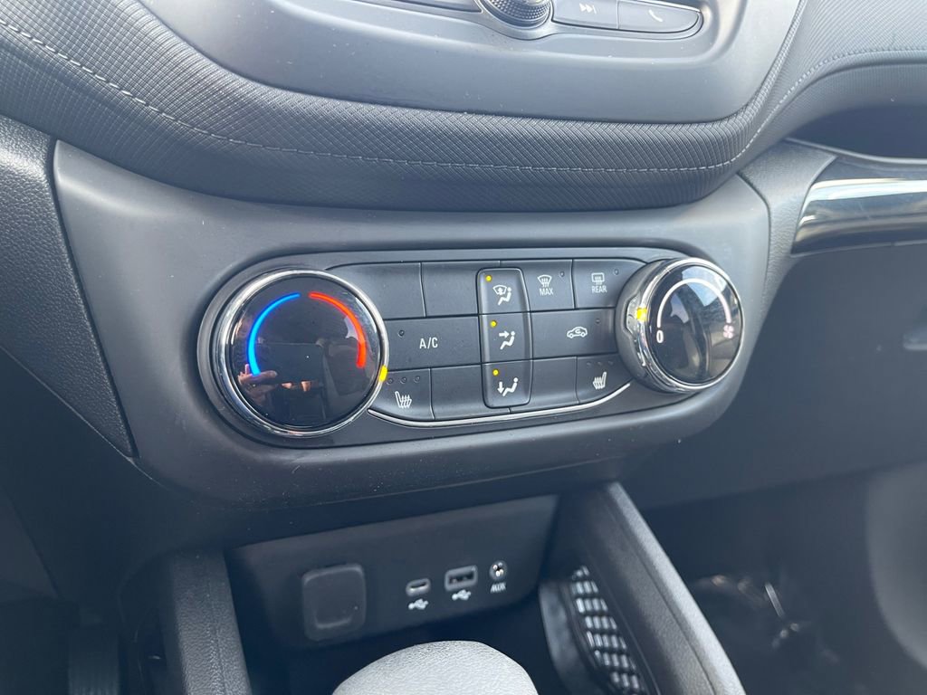 Used 2023 Chevrolet TrailBlazer LT image 19