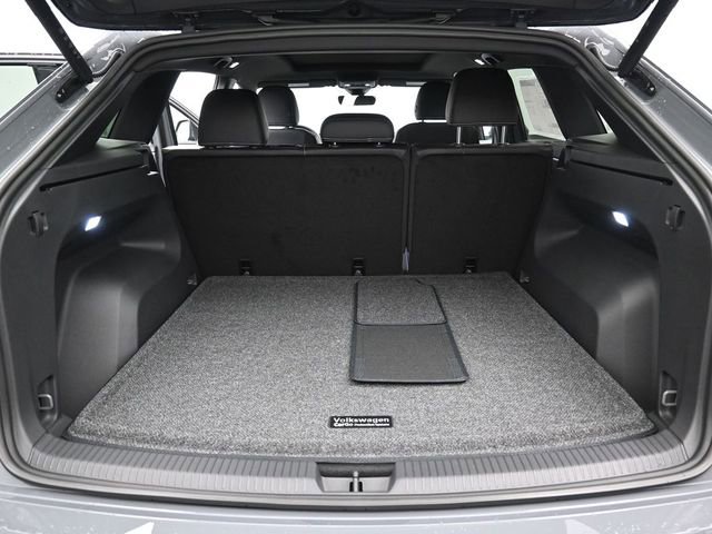 New 2026 Volkswagen Atlas Cross Sport SE image 4