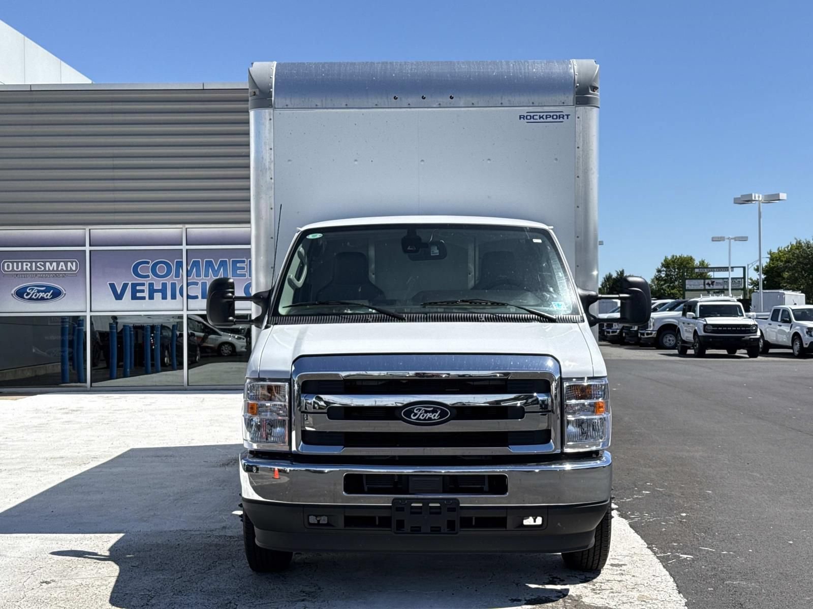 New 2027 Ford E-350 and Econoline 350 Super Duty w/ Power Equipment Group RWD image 8
