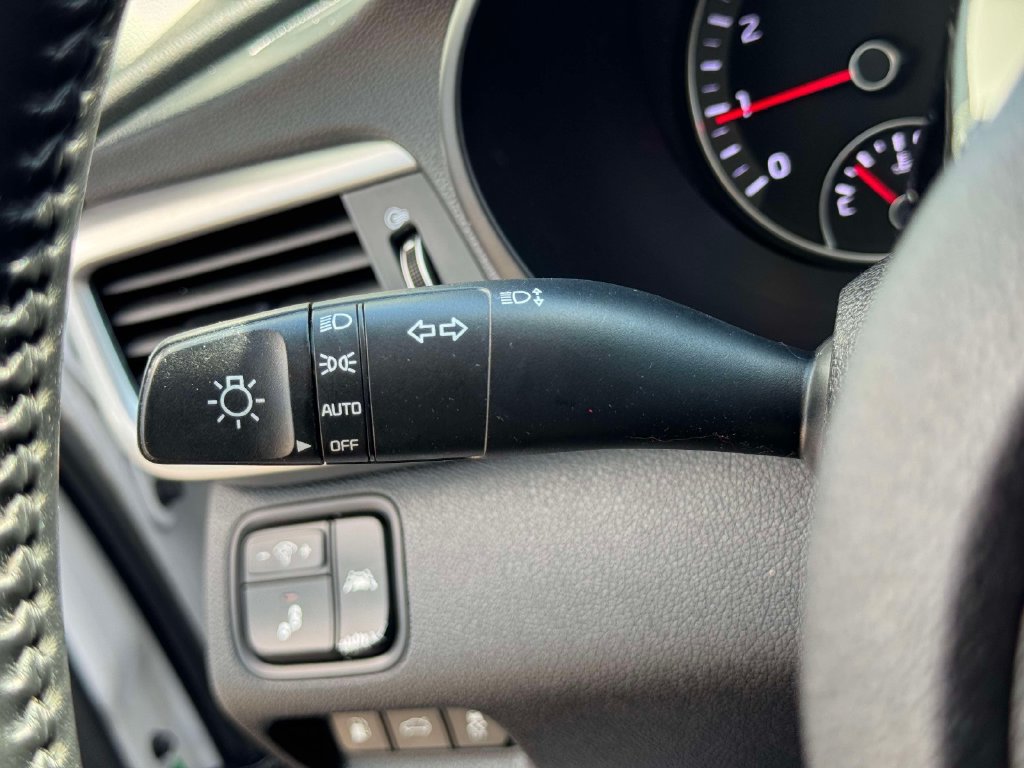 Used 2019 Kia Optima LX w/ LX Premium Package FWD image 22