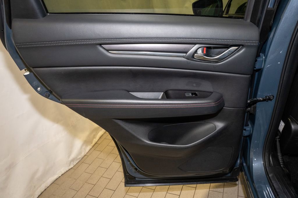 Used 2024 MAZDA CX-5 Carbon Edition image 10