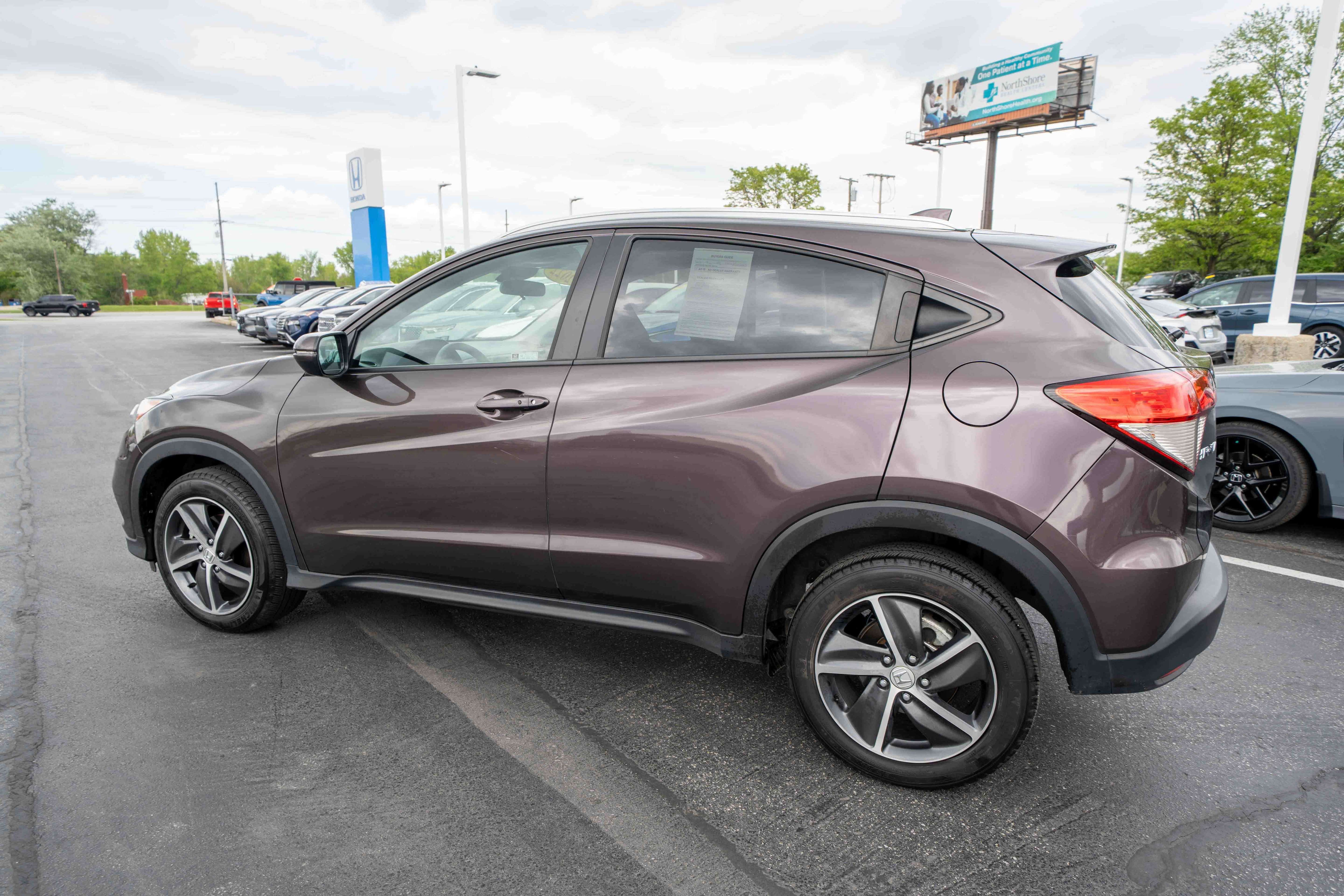 Used 2022 Honda HR-V EX image 4
