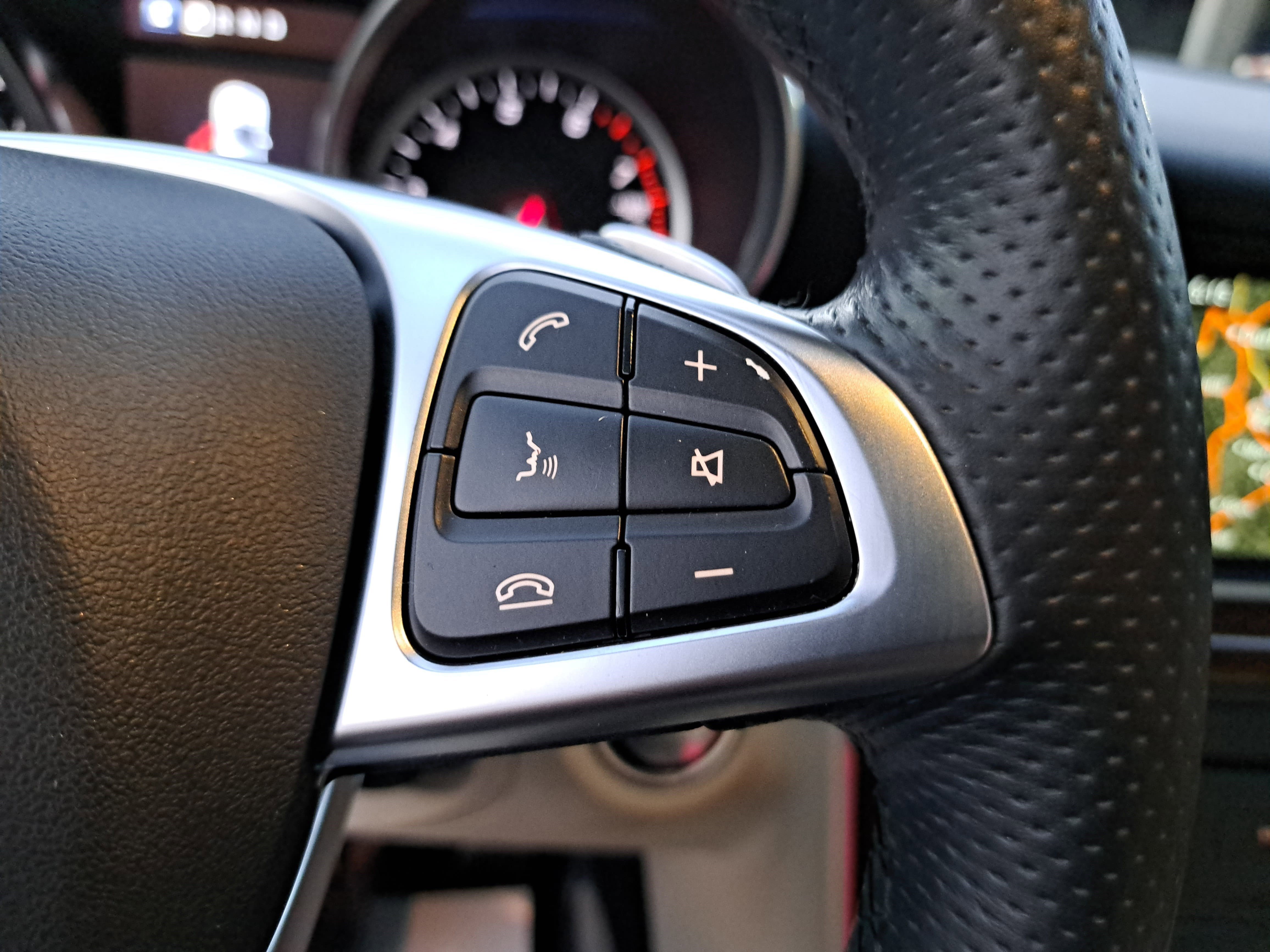 Used 2019 Mercedes-Benz SLC 300 image 18