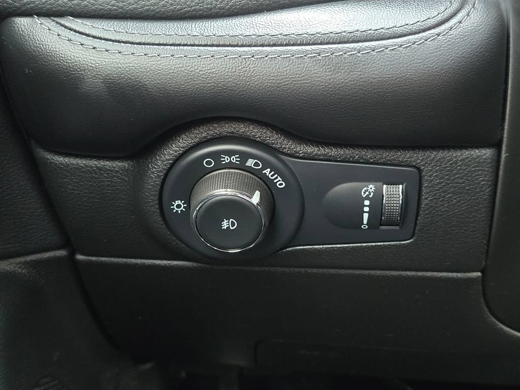 Used 2022 Dodge Durango GT AWD/4WD image 29