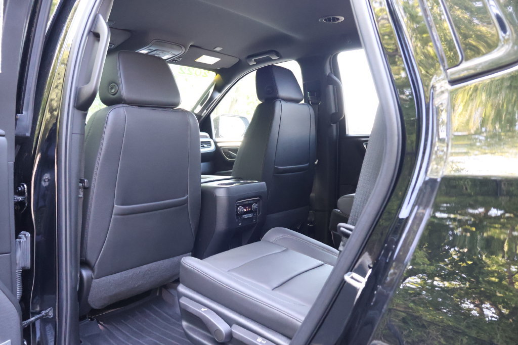 Certified 2022 Chevrolet Tahoe Z71 w/ Z71 Off-Road Package AWD/4WD image 45