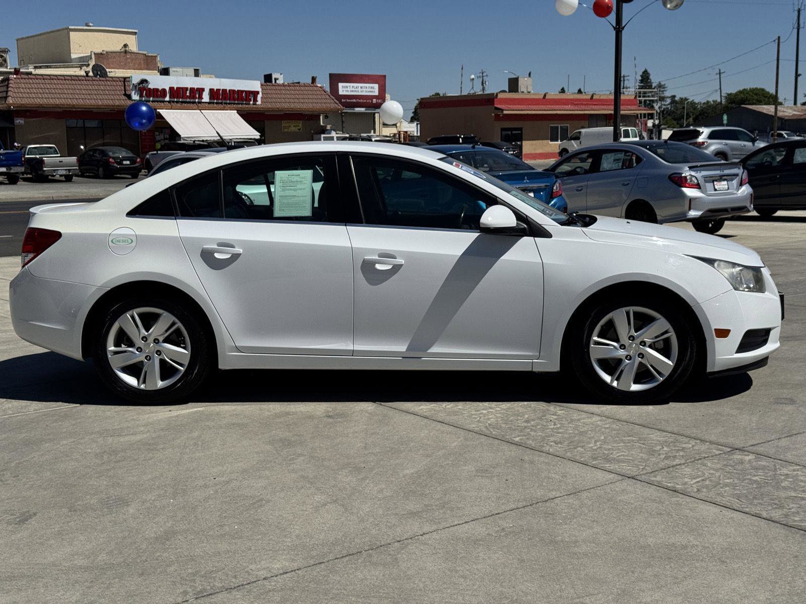 Used 2014 Chevrolet Cruze Diesel image 5