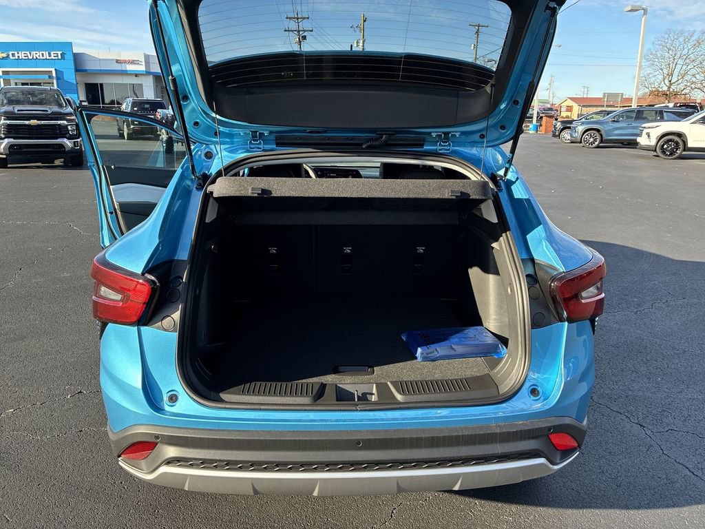 New 2026 Chevrolet Trax LT w/ Driver Confidence Package image 20
