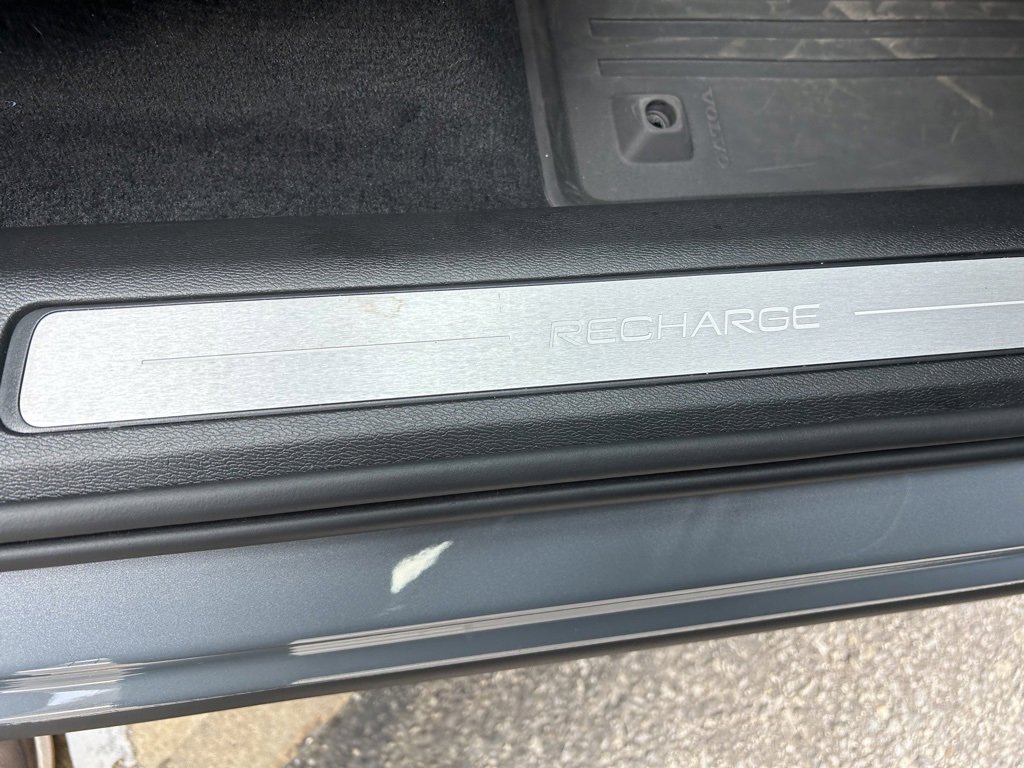 Certified 2024 Volvo XC60 T8 Plus w/ Climate Package image 22