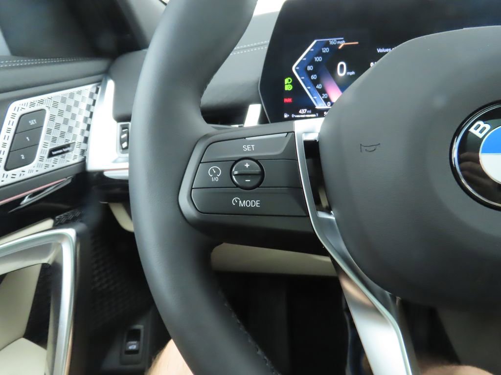 Certified 2025 BMW X2 xDrive28i w/ Premium Package image 11