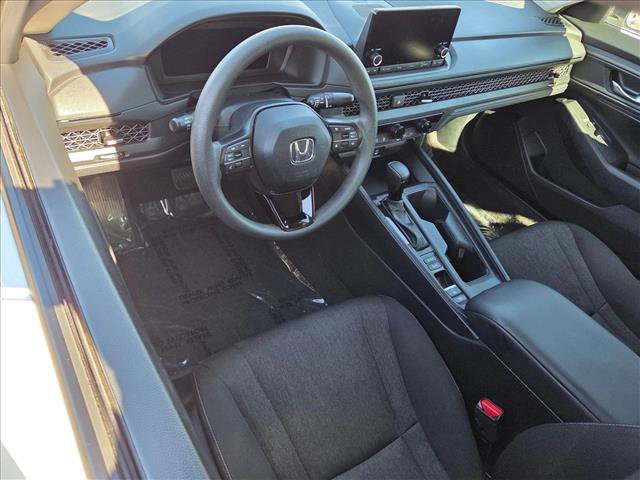 Used 2023 Honda Accord EX image 10