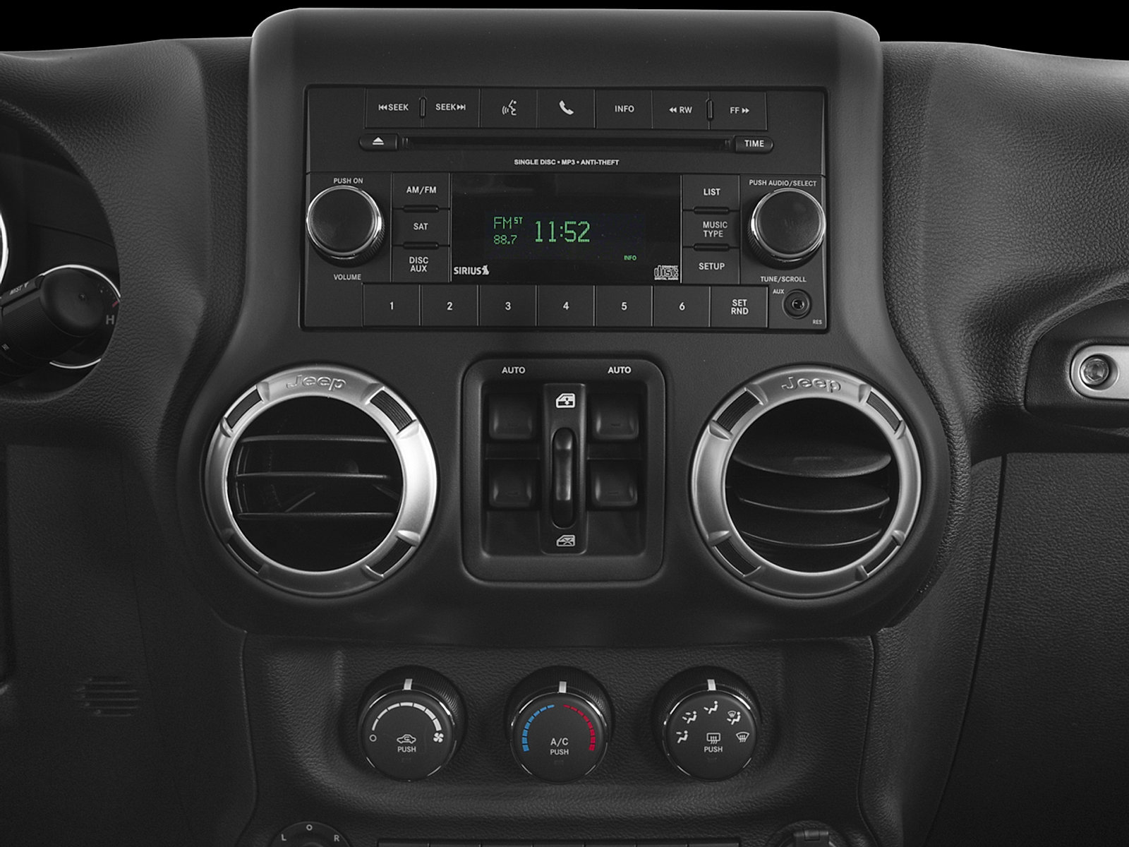 Used 2017 Jeep Wrangler Unlimited Sahara w/ Max Tow Package AWD/4WD image 26