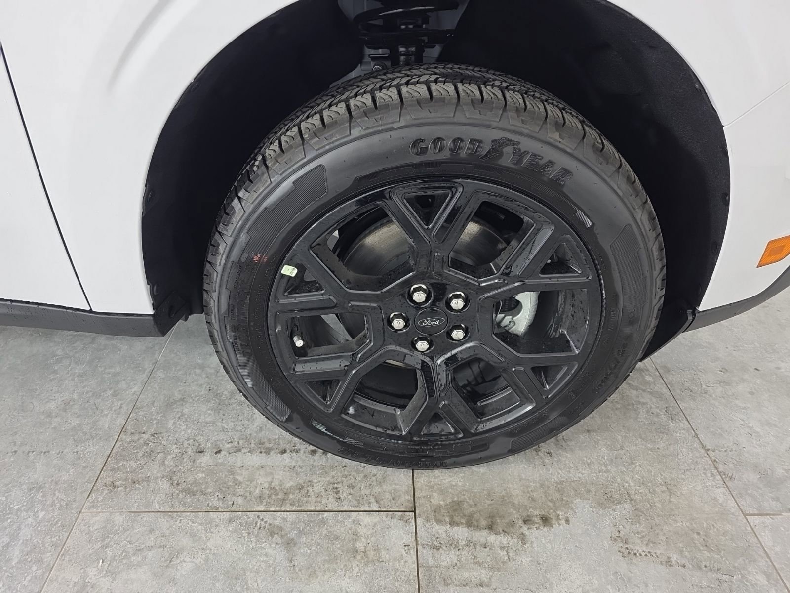 New 2025 Ford Maverick XLT w/ XLT Luxury Package image 32