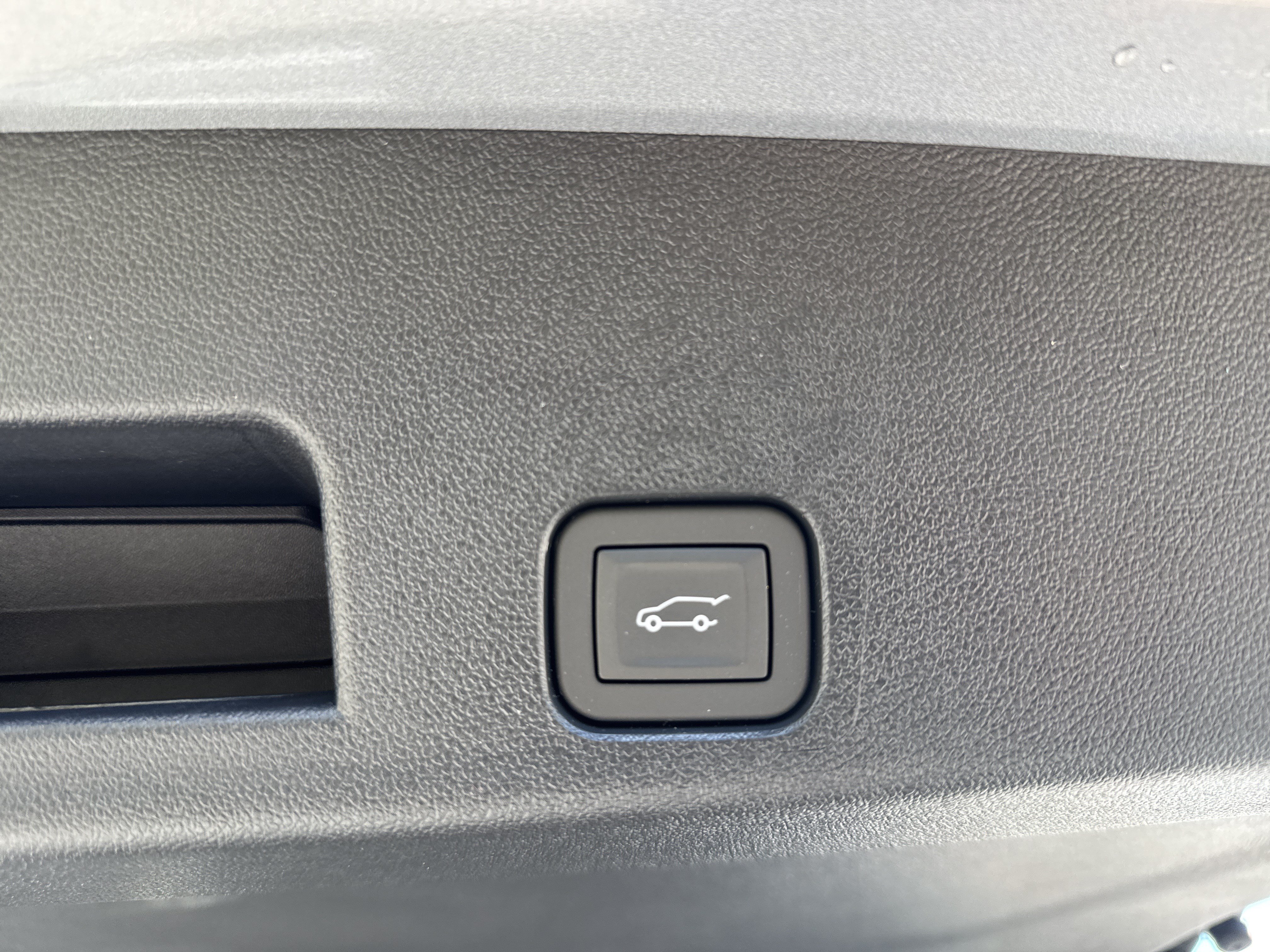 New 2026 GMC Acadia Elevation w/ Black Edition FWD image 35