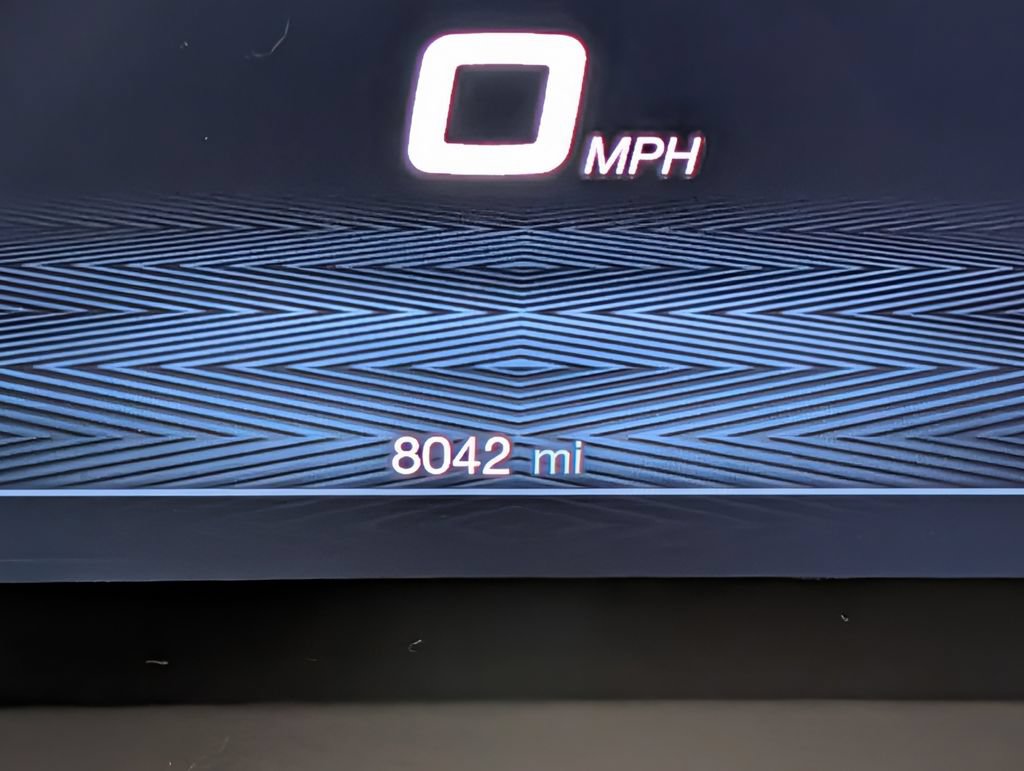 Used 2025 Alfa Romeo Giulia AWD w/ Driving Assist Package image 17