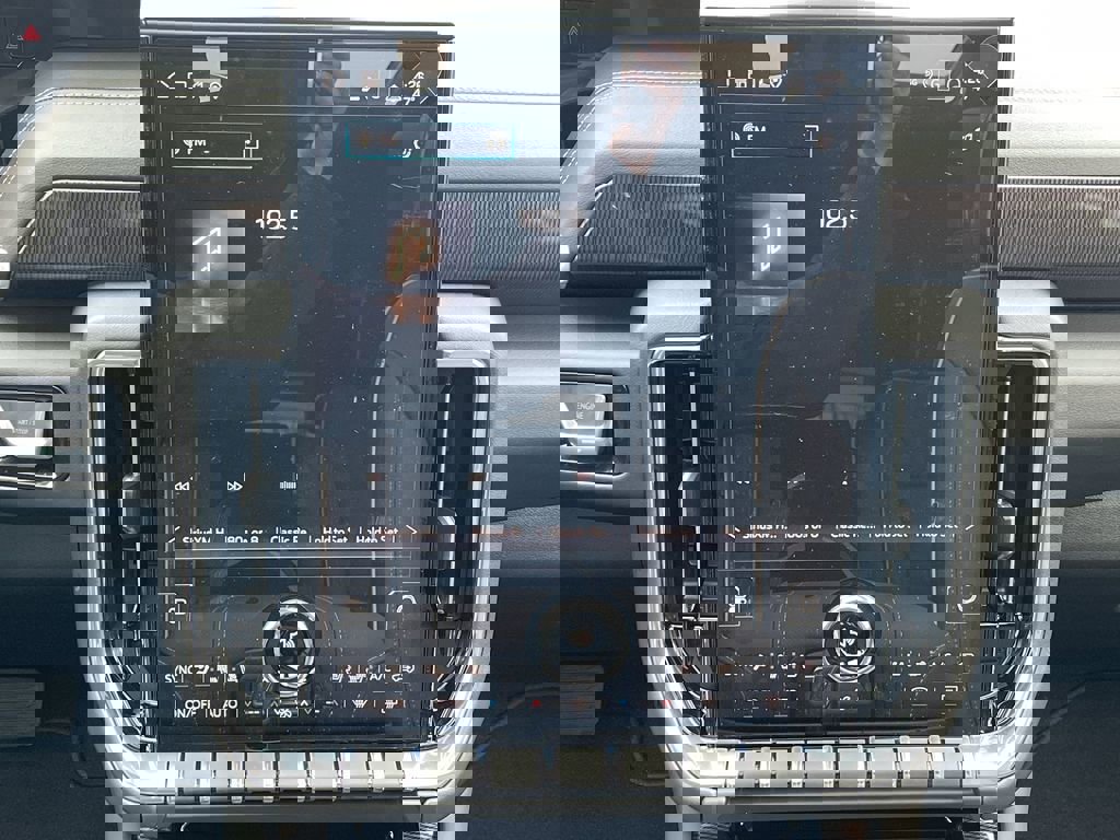 New 2026 GMC Yukon XL Elevation w/ Elevation Premium Package image 13