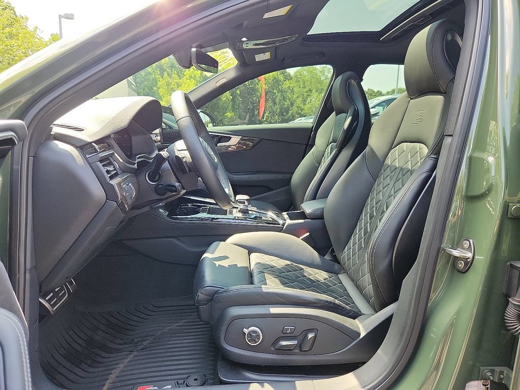 Certified 2023 Audi S4 Premium Plus w/ Premium Plus Package AWD/4WD image 18