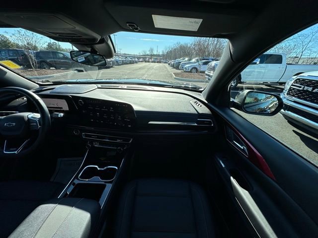 Used 2025 Chevrolet Traverse Z71 w/ Driver Confidence Package image 30