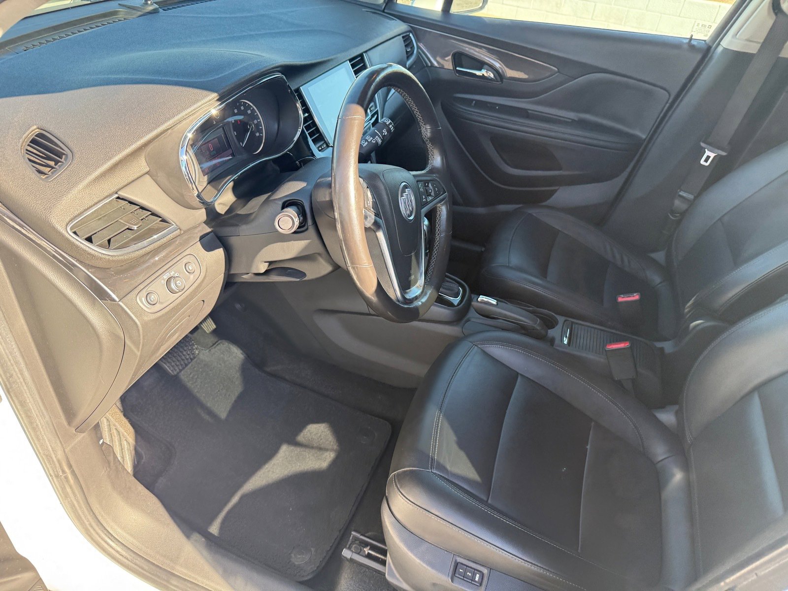 Used 2019 Buick Encore Essence image 20