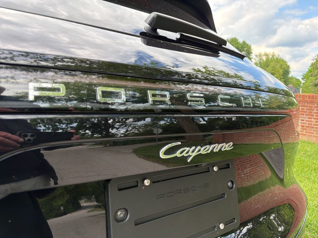 Used 2020 Porsche Cayenne AWD/4WD image 14