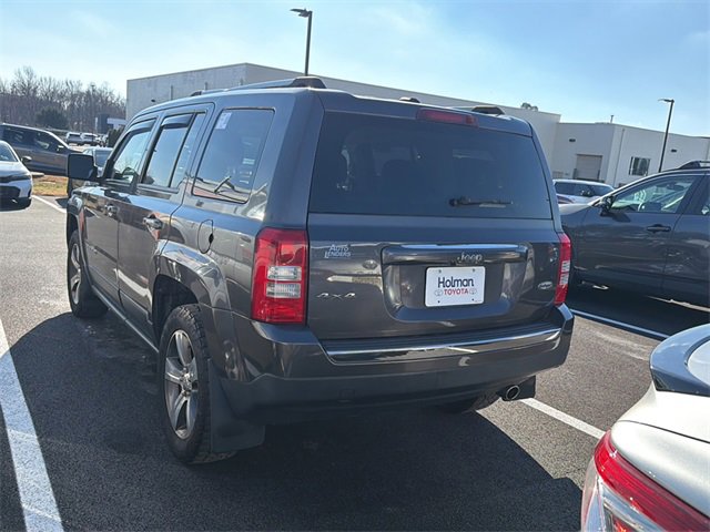 Used 2017 Jeep Patriot High Altitude image 3