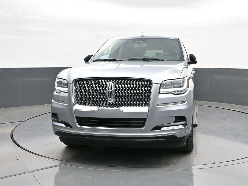 Used 2024 Lincoln Navigator L 4WD image 30