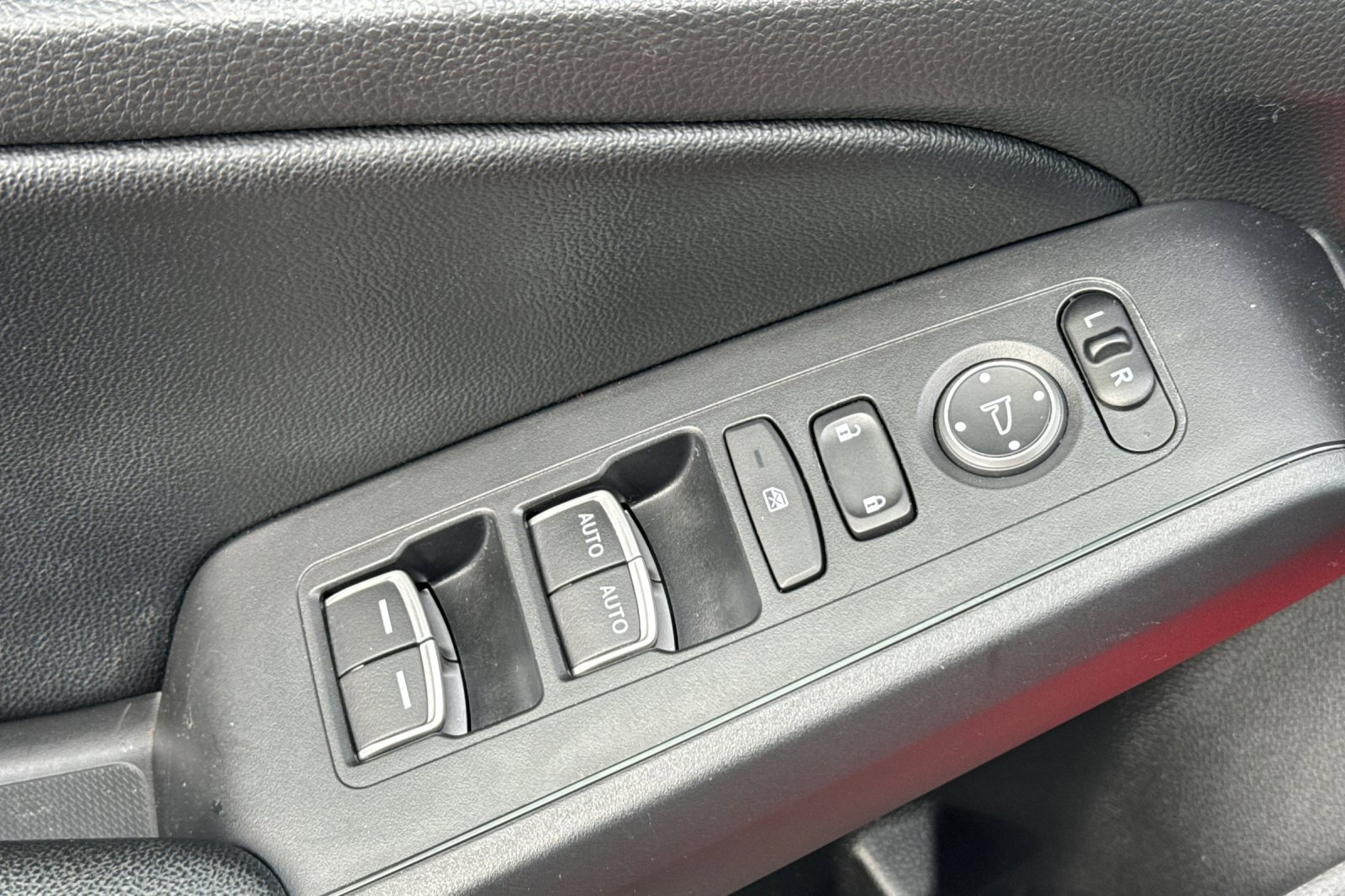 Used 2022 Honda Civic EX-L image 13