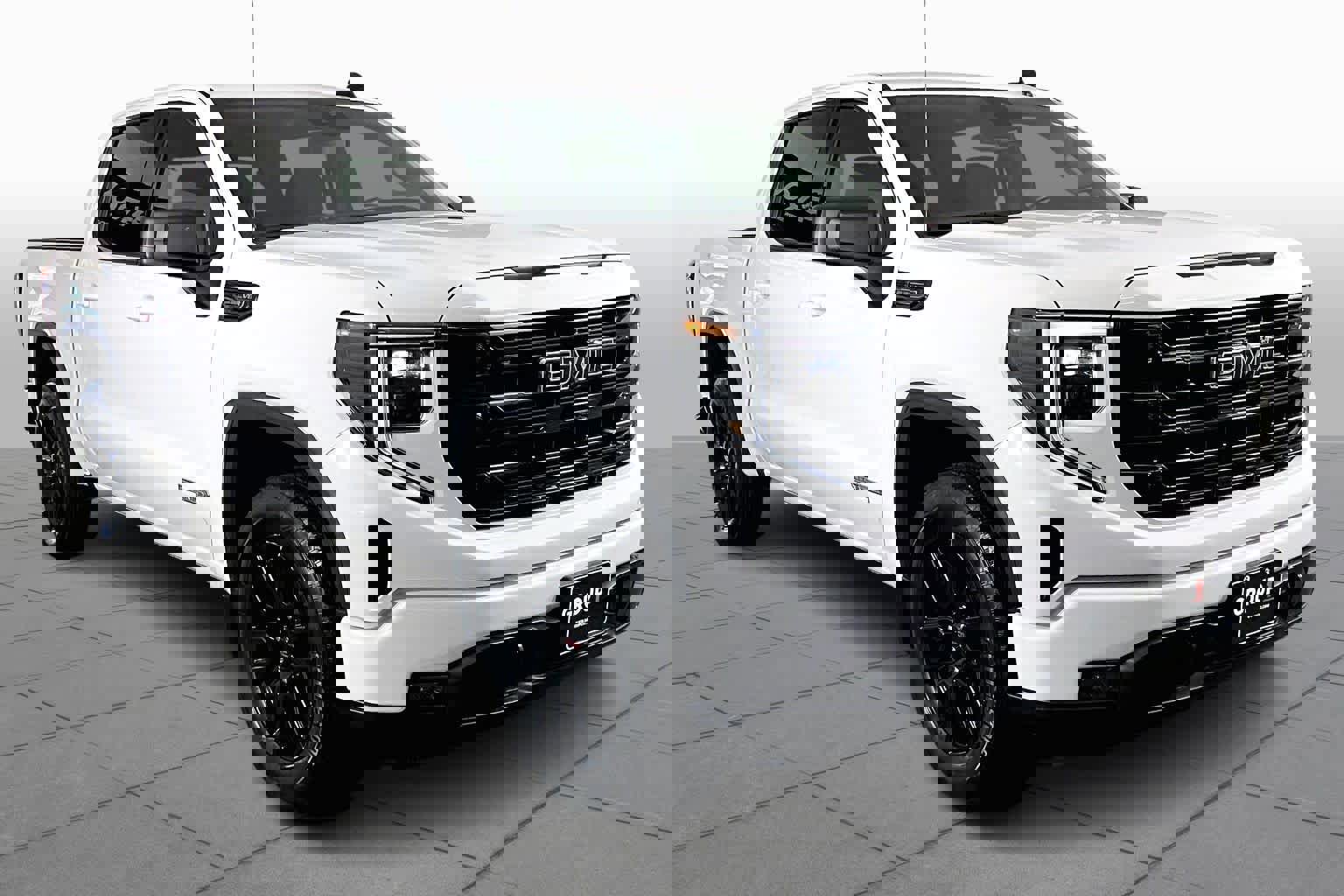 Used 2025 GMC Sierra 1500 Elevation w/ Preferred Package image 3