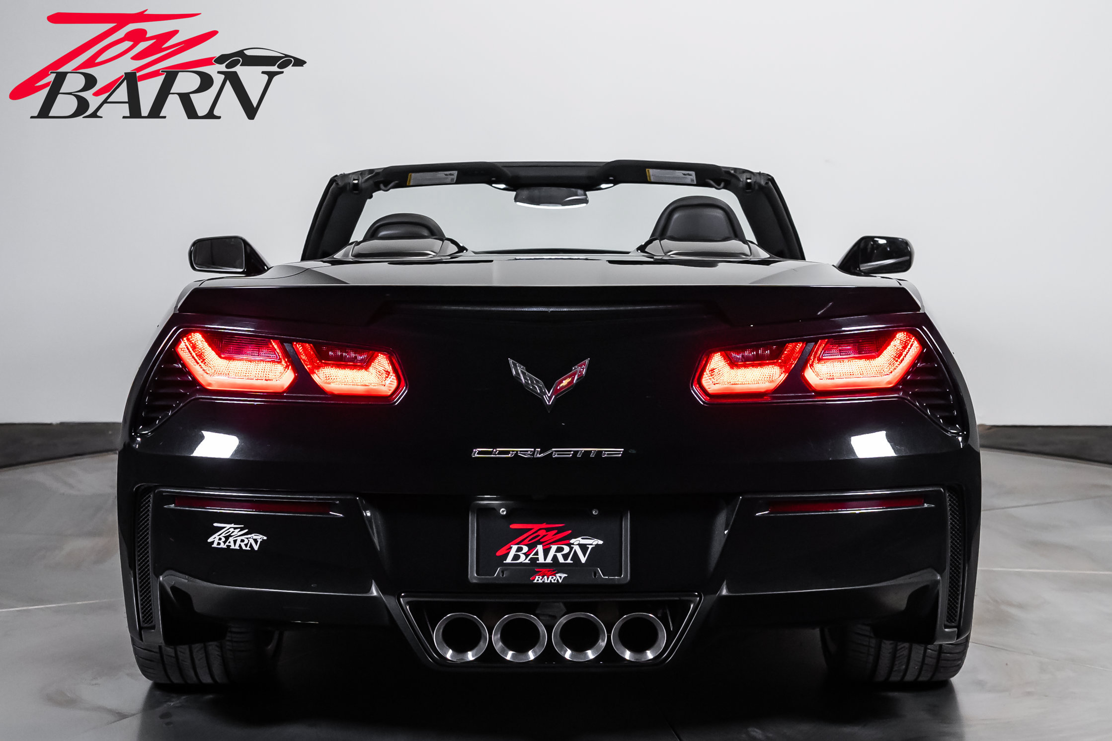 Used 2014 Chevrolet Corvette Stingray Convertible w/ 3LT Preferred Equipment Group RWD image 4