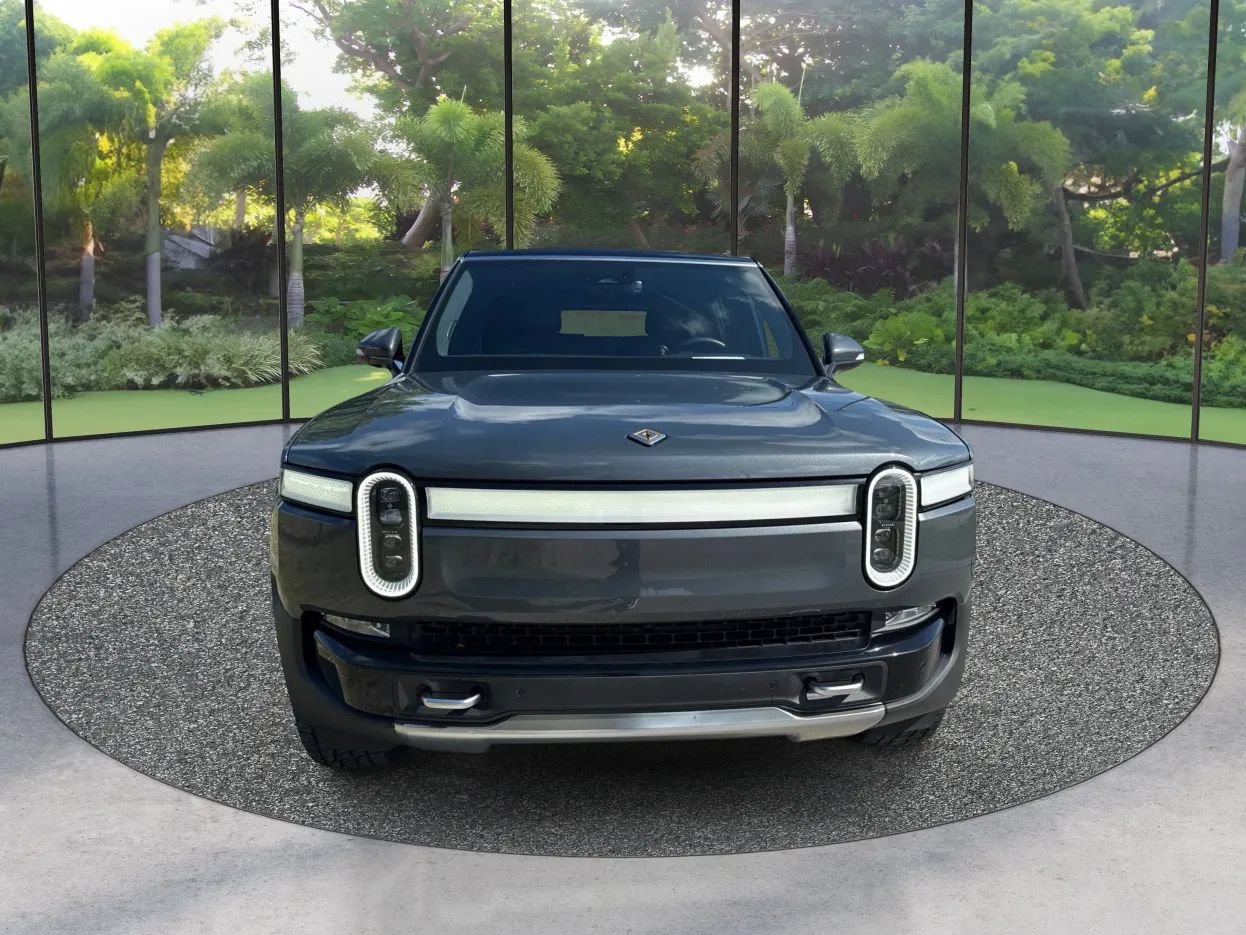 Used 2023 Rivian R1S Adventure AWD/4WD image 2