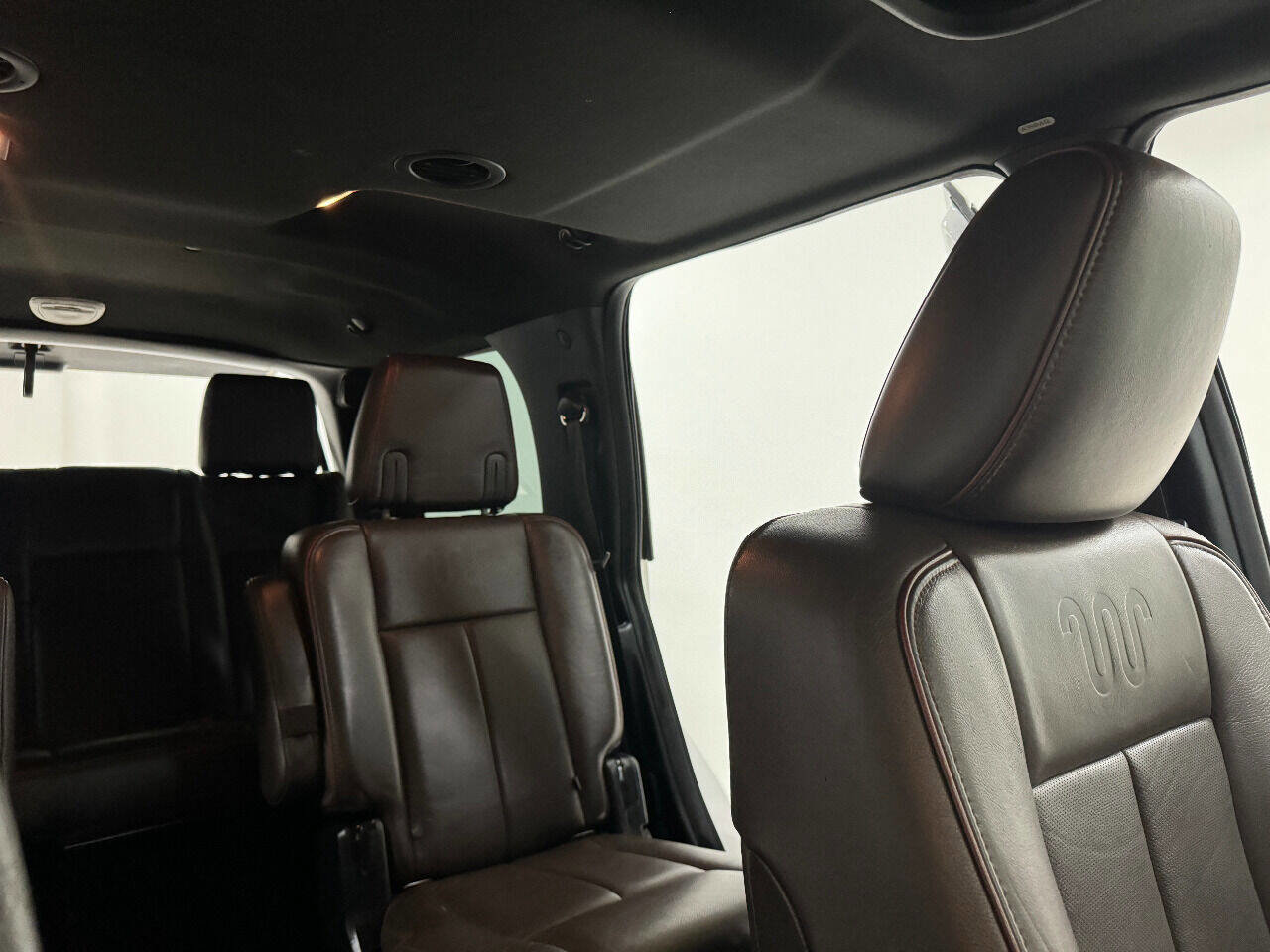 Used 2015 Ford Expedition King Ranch RWD image 48