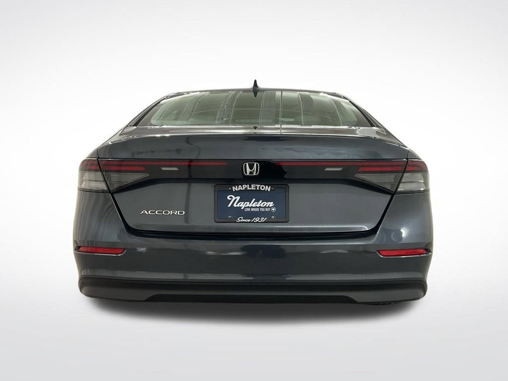 Certified 2023 Honda Accord EX image 25