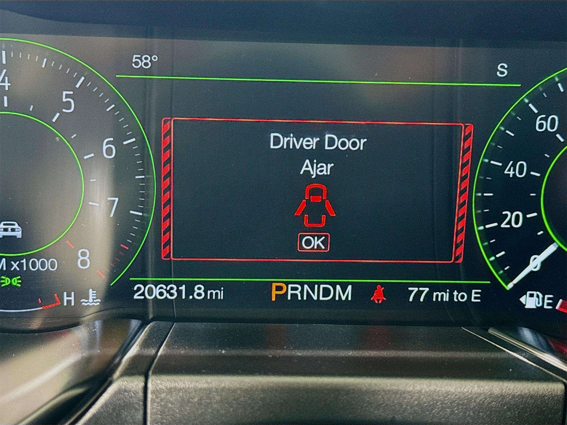 Used 2020 Ford Mustang Shelby GT500 w/ Technology Package image 13