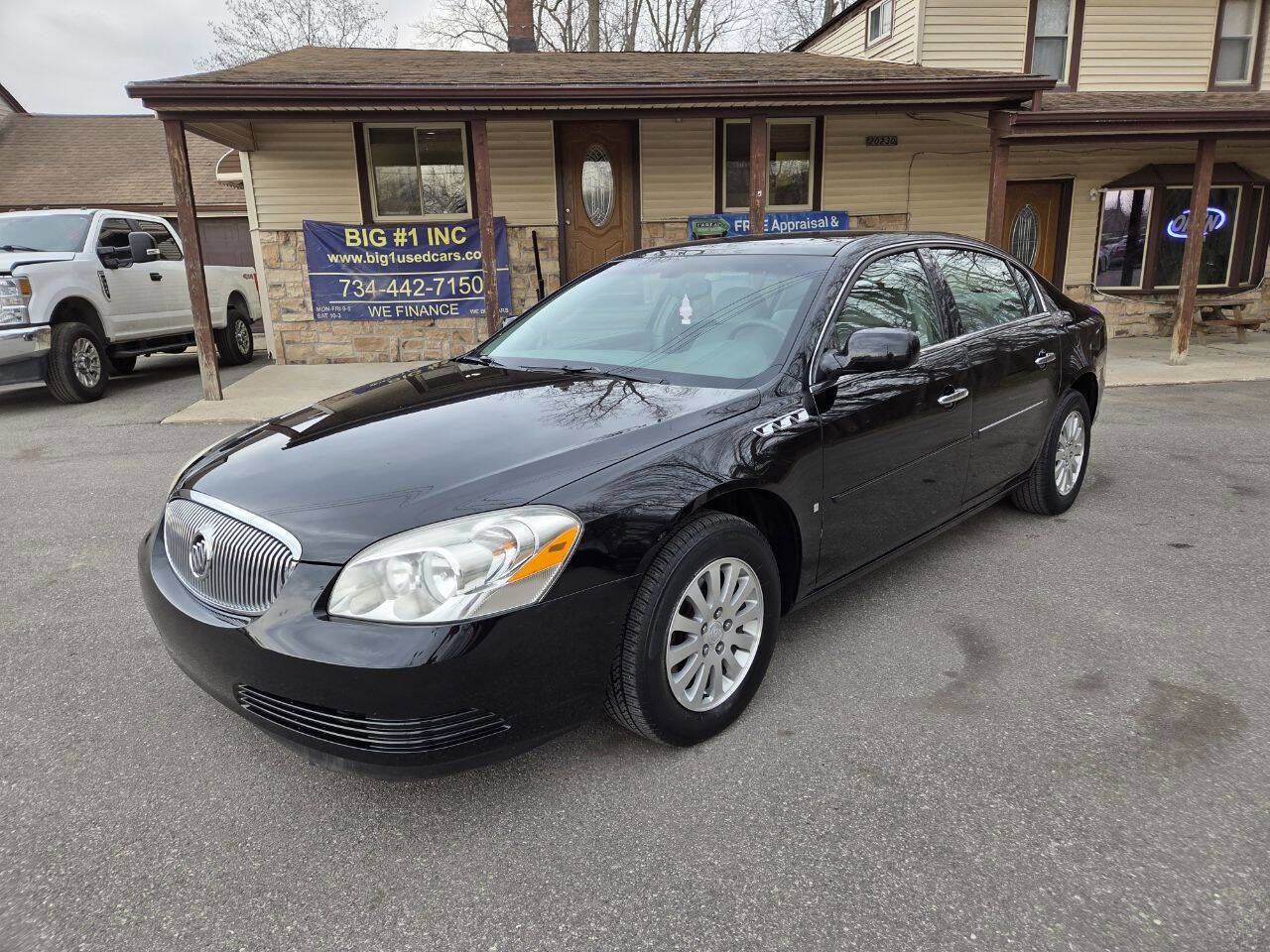 Used 2007 Buick Lucerne CX w/ Driver Confidence Package image 2