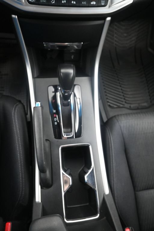 Used 2013 Honda Accord Sport image 21