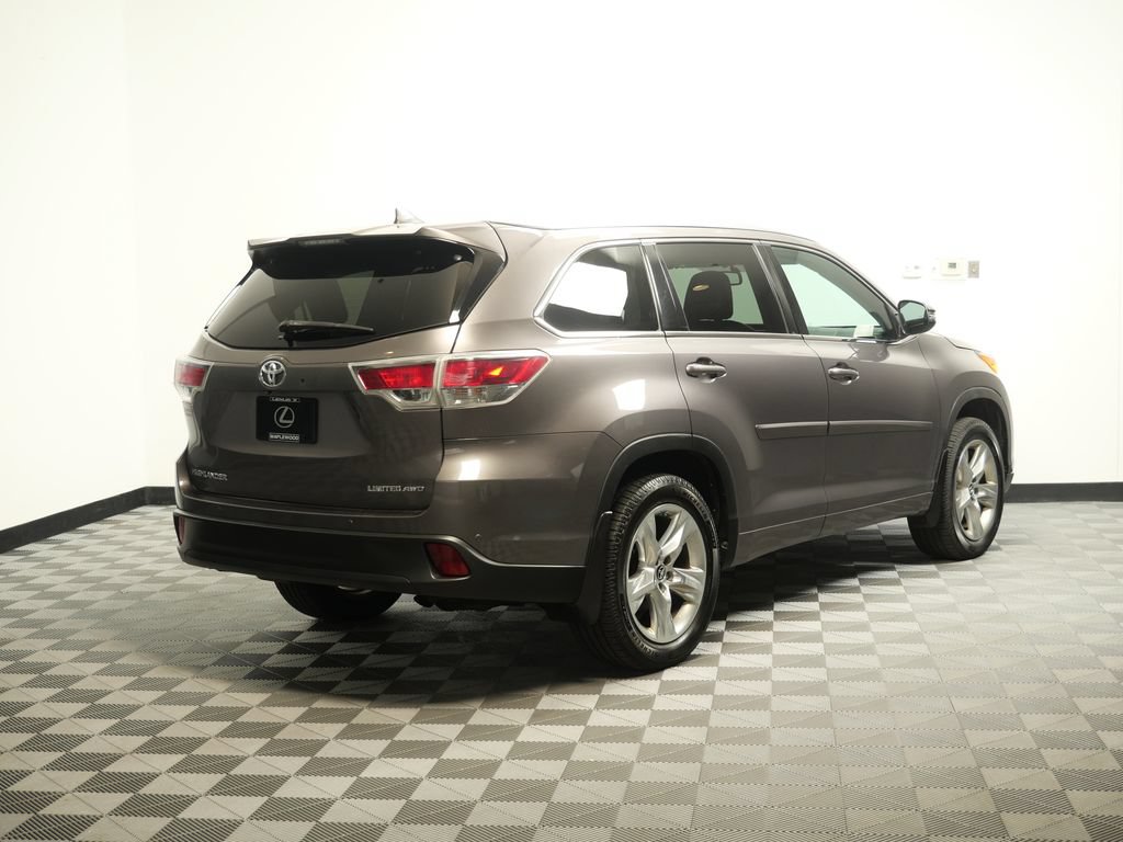 Used 2016 Toyota Highlander Limited AWD/4WD image 8