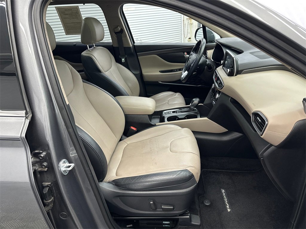 Used 2019 Hyundai Santa Fe Limited image 14