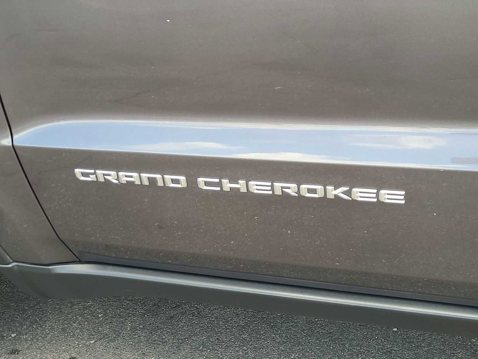 Used 2016 Jeep Grand Cherokee Limited image 15