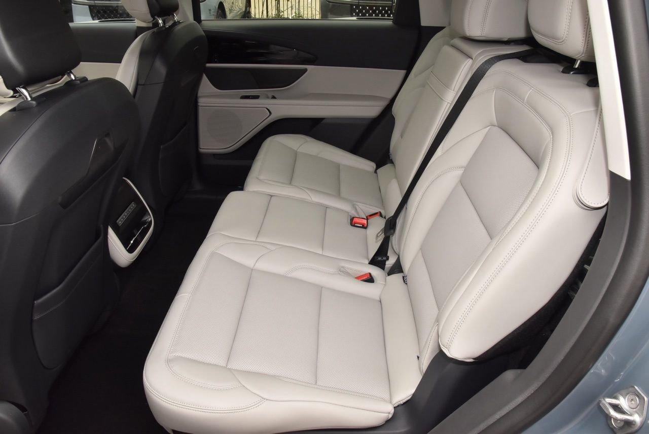 New 2026 Lincoln Nautilus Premier image 43